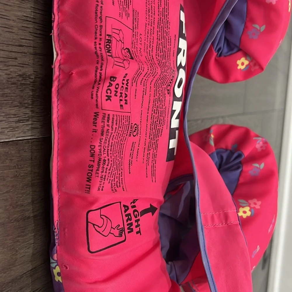Girls unicorn arm/chest flotation device - Picture 12 of 12